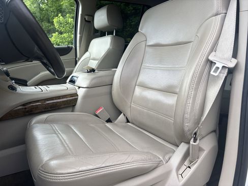 Used 2016 GMC Yukon Denali w/ Open Road Package AWD/4WD image 11