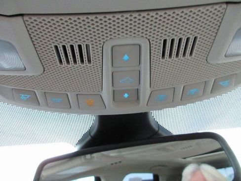 Certified 2024 Ford Edge Titanium AWD/4WD image 19