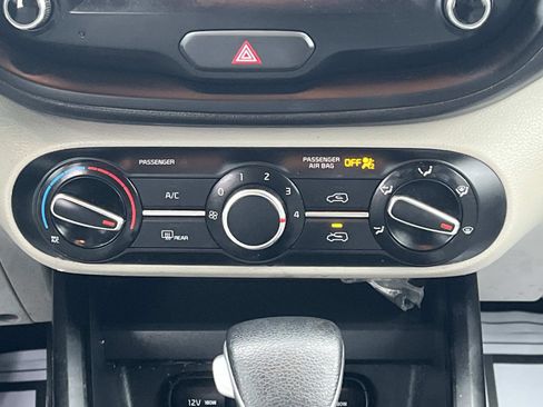 Used 2020 Kia Soul S image 15