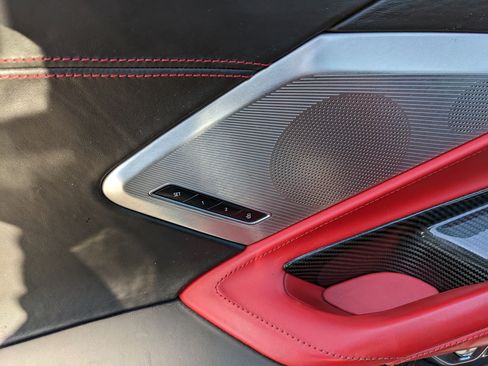 Used 2020 Chevrolet Corvette Stingray Premium Cpe w/ 3LT Preferred Equipment Group image 18