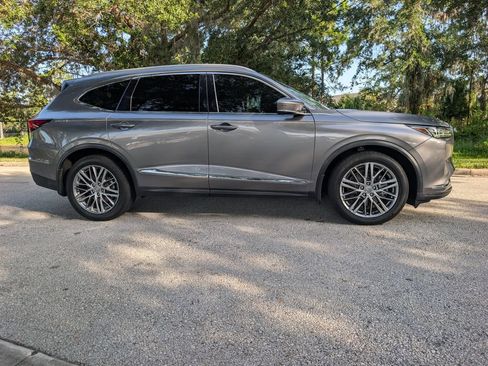 Used 2022 Acura MDX SH-AWD w/ Advance Package image 10