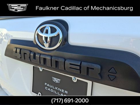 Used 2021 Toyota 4Runner TRD Off-Road Premium w/ Moonroof Package AWD/4WD image 29