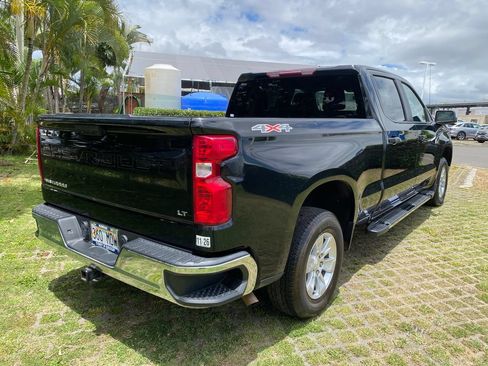 Used 2023 Chevrolet Silverado 1500 LT w/ Protection Package AWD/4WD image 7