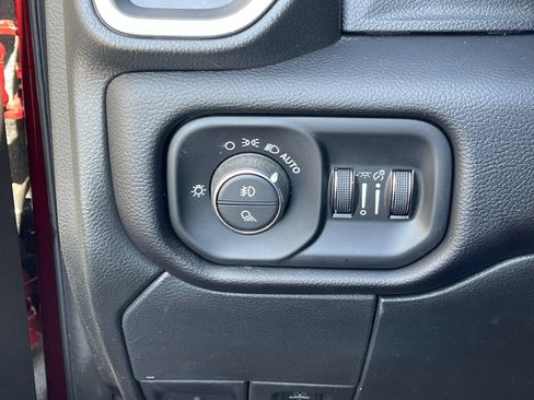 Used 2022 RAM 2500 Laramie AWD/4WD image 30