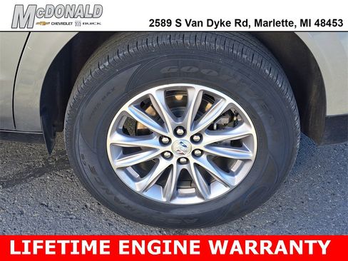 Used 2024 Buick Enclave Premium image 28