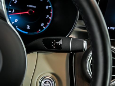 Used 2022 Mercedes-Benz GLC 300 4MATIC image 30