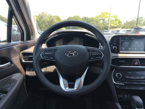 Used 2020 Hyundai Santa Fe SEL FWD image 17