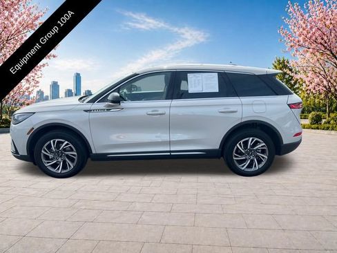 Used 2023 Lincoln Corsair FWD image 3