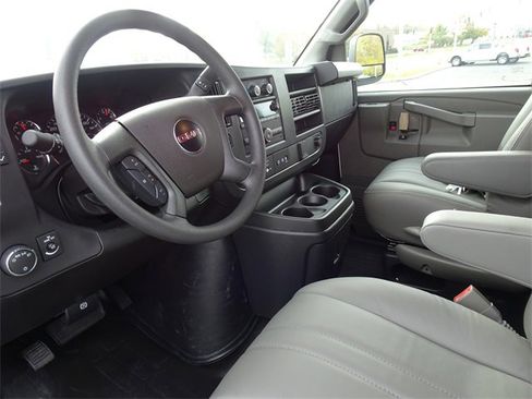 New 2025 GMC Savana 2500 w/ Driver Convenience Package image 18