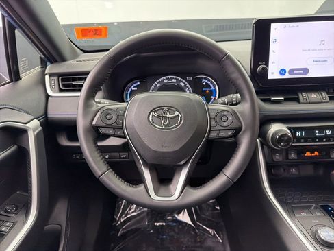 Used 2023 Toyota RAV4 XSE w/ XSE Grade Weather Package image 8