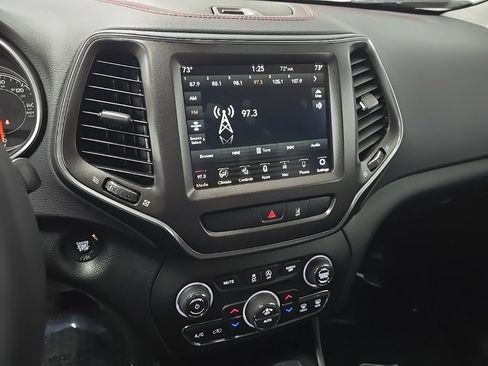 Used 2022 Jeep Cherokee Trailhawk w/ Sun, Sound & Nav Group image 25