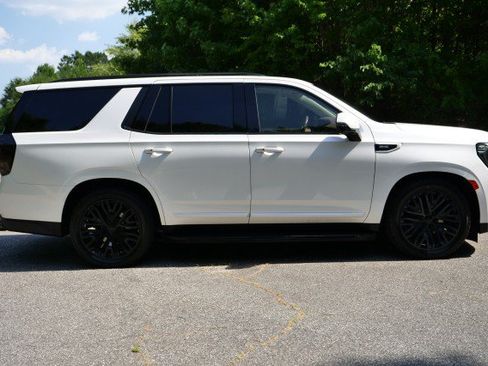 Used 2021 GMC Yukon Denali AWD/4WD image 9