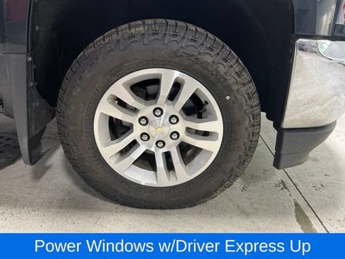Used 2018 Chevrolet Silverado 1500 LT w/ All Star Edition AWD/4WD image 13
