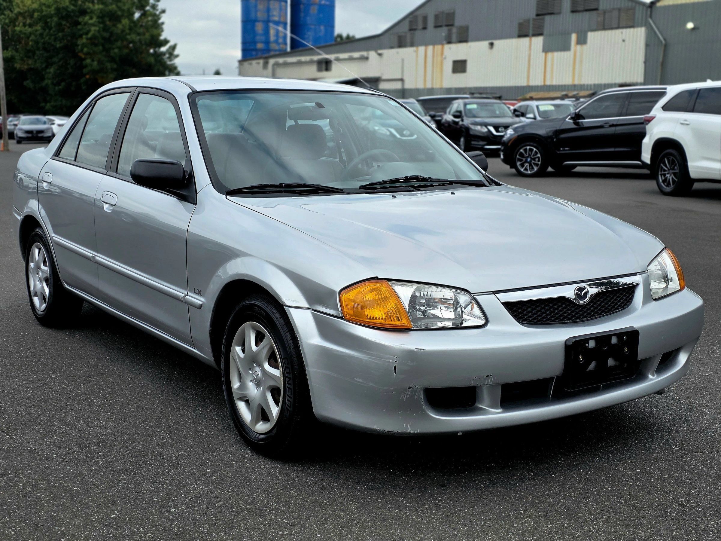 Used 1999 MAZDA Protege FWD image 1