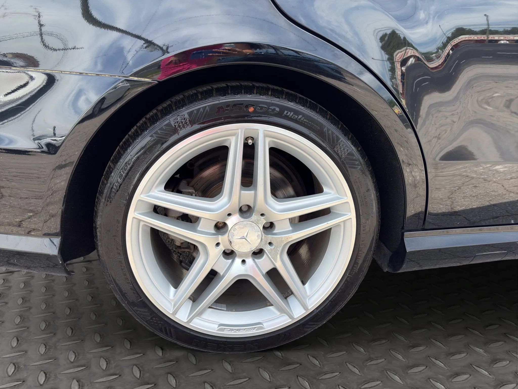 Used 2011 Mercedes-Benz E 350 Sedan image 26