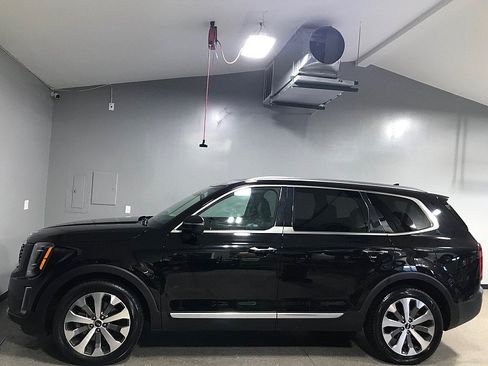 Used 2020 Kia Telluride S AWD/4WD image 6