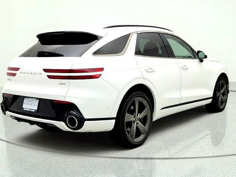 Used 2023 Genesis GV70 2.5T w/ Sport Prestige Package AWD/4WD image 5