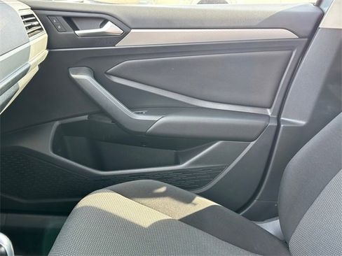 Used 2021 Volkswagen Jetta S image 10