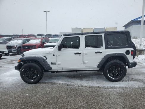 Used 2021 Jeep Wrangler Unlimited Sport image 7