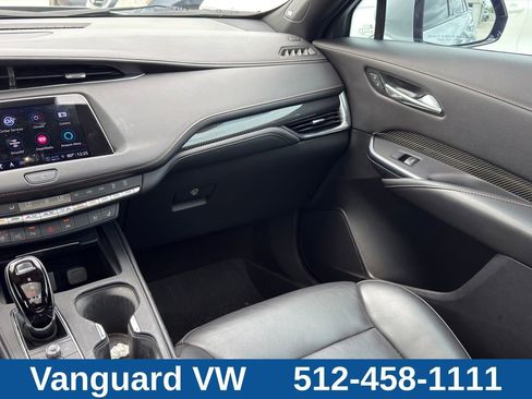 Used 2022 Cadillac XT4 Sport FWD image 32