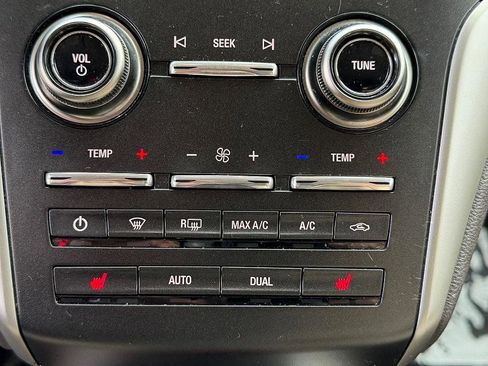 Used 2019 Lincoln MKC Select w/ Select Plus Package image 31