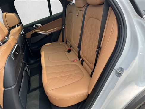 Used 2026 BMW X5 xDrive50e AWD/4WD image 15