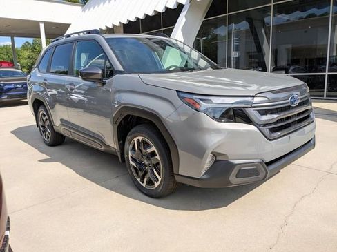 New 2026 Subaru Forester Premium AWD/4WD image 1