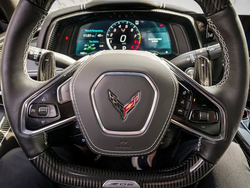 Used 2023 Chevrolet Corvette Z06 w/ Z07 Performance Package image 16