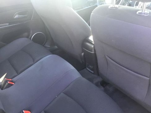 Used 2016 Chevrolet Cruze LT w/ Sun And Sound Package FWD image 34
