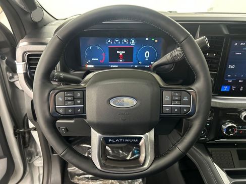 New 2026 Ford F250 Platinum image 19