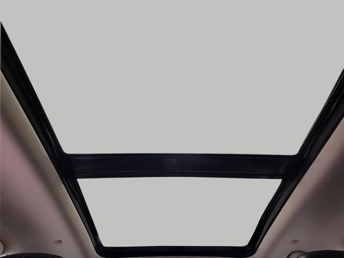 Used 2018 Cadillac XT5 Premium Luxury AWD/4WD image 24