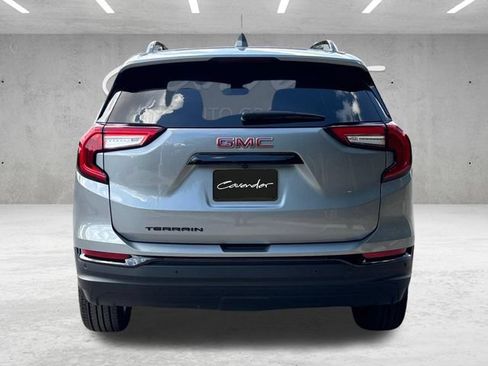 Used 2024 GMC Terrain SLE w/ Driver Convenience Package FWD image 19