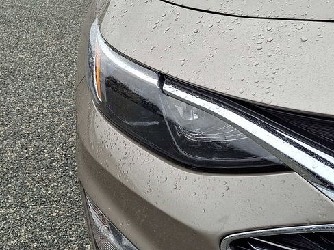 Certified 2024 Chevrolet Malibu LT image 9