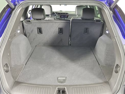 Certified 2025 Cadillac XT5 Luxury FWD image 8