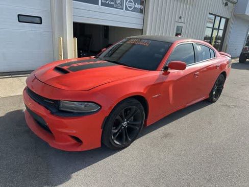 Used 2021 Dodge Charger R/T w/ Navigation & Travel Group image 2
