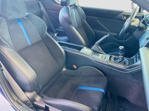 Used 2024 Subaru BRZ tS RWD image 26