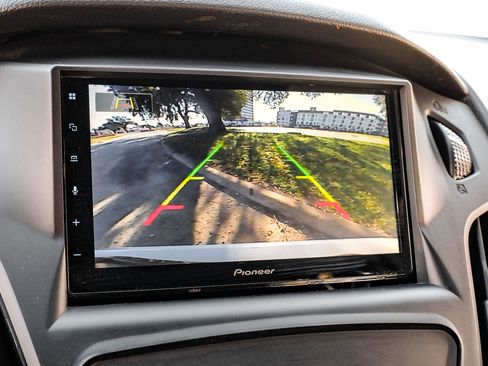 Used 2018 Ford Focus ST image 22