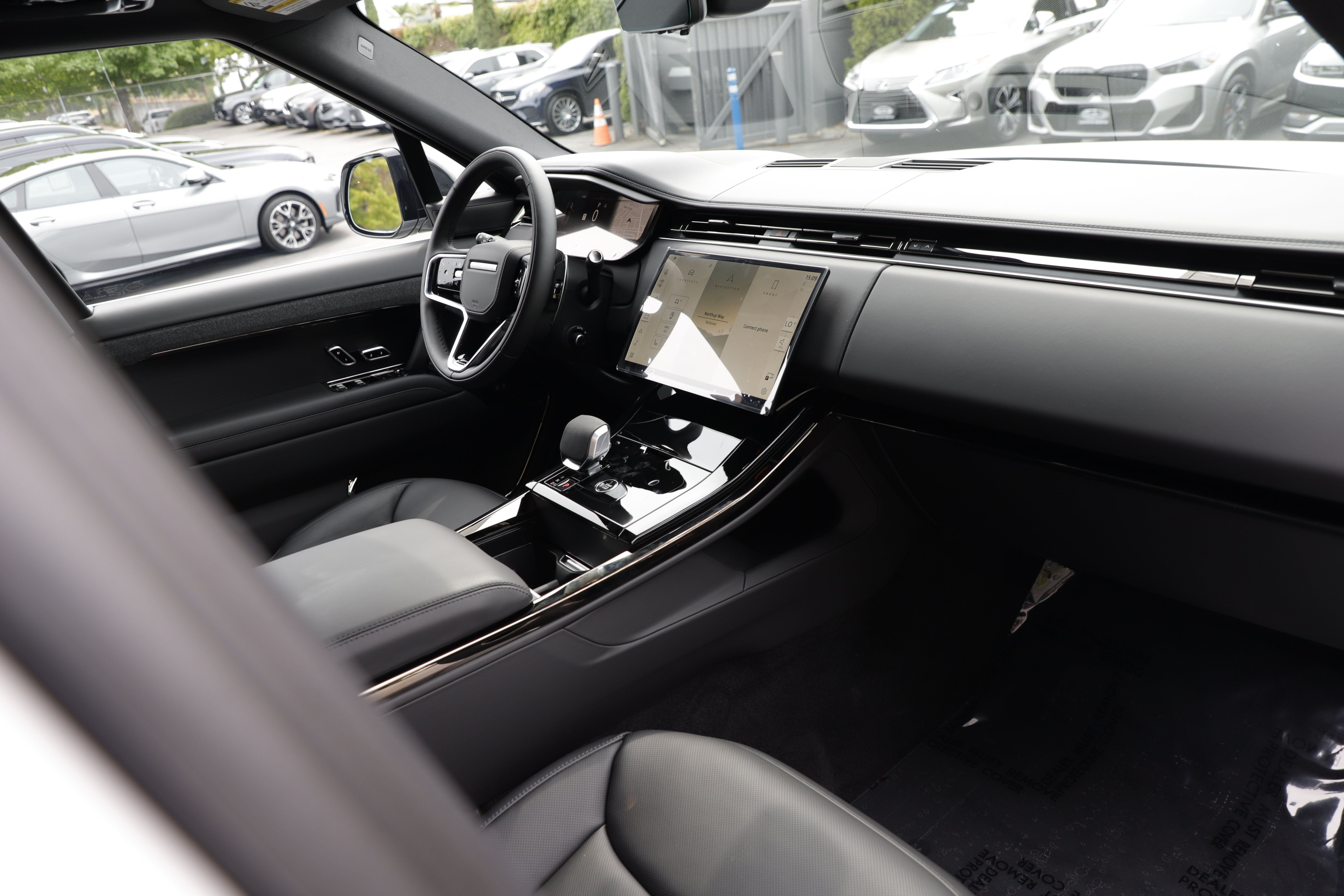 New 2026 Land Rover Range Rover Sport SE AWD/4WD image 9