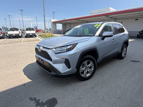 Certified 2025 Toyota RAV4 XLE AWD/4WD image 2