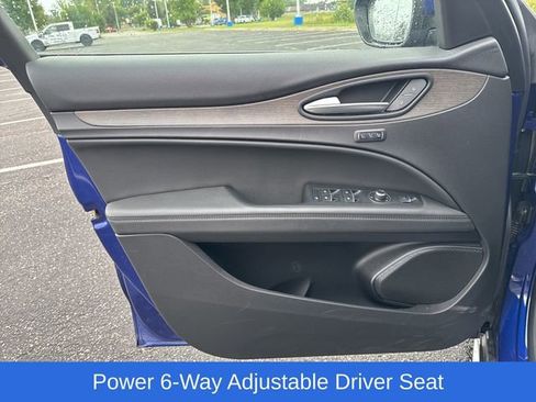 Used 2022 Alfa Romeo Stelvio Ti image 13