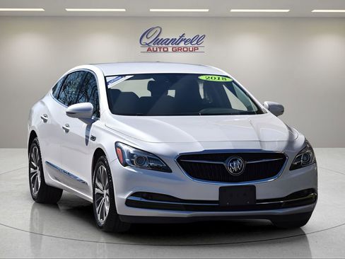 Used 2019 Buick LaCrosse Essence w/ Sights and Sounds Package image 2