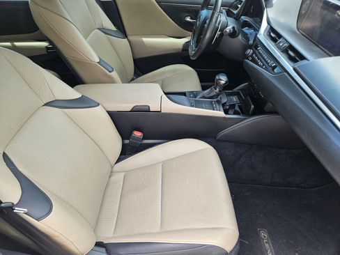 Used 2020 Lexus ES 350 w/ Premium Package FWD image 6