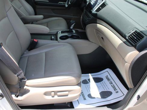 Used 2017 Honda Ridgeline RTL-T image 9