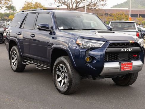 Used 2021 Toyota 4Runner TRD Off-Road Premium image 3