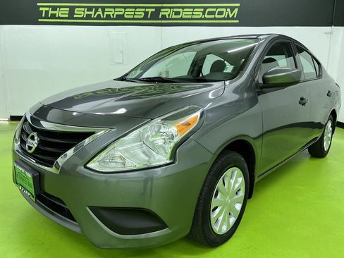 Used 2017 Nissan Versa S Plus FWD image 5