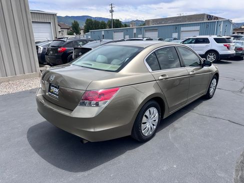 Used 2009 Honda Accord LX image 3