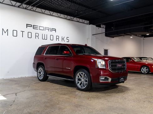 Used 2019 GMC Yukon SLT w/ HD Trailering Package AWD/4WD image 2