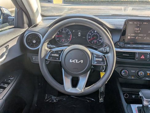 Used 2023 Kia Forte LXS image 20