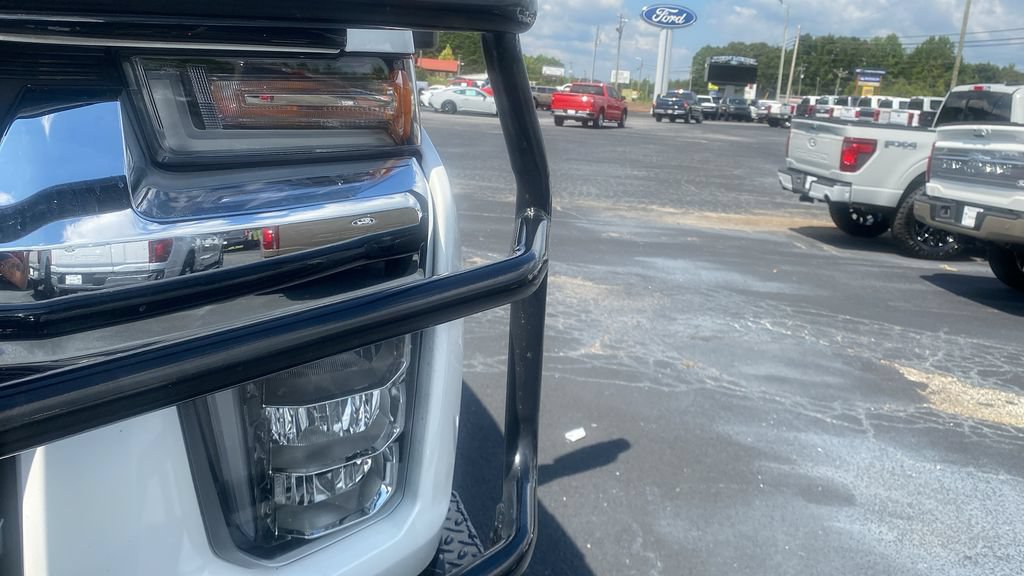 Used 2020 Chevrolet Silverado 2500 LTZ w/ LTZ Premium Package AWD/4WD image 9