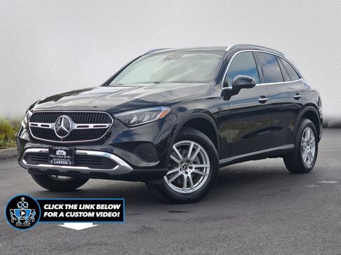Used 2025 Mercedes-Benz GLC 300 4MATIC image 1